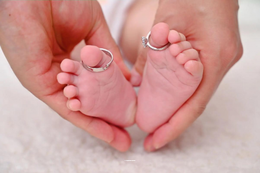 河池怀孕小肚子酸酸的